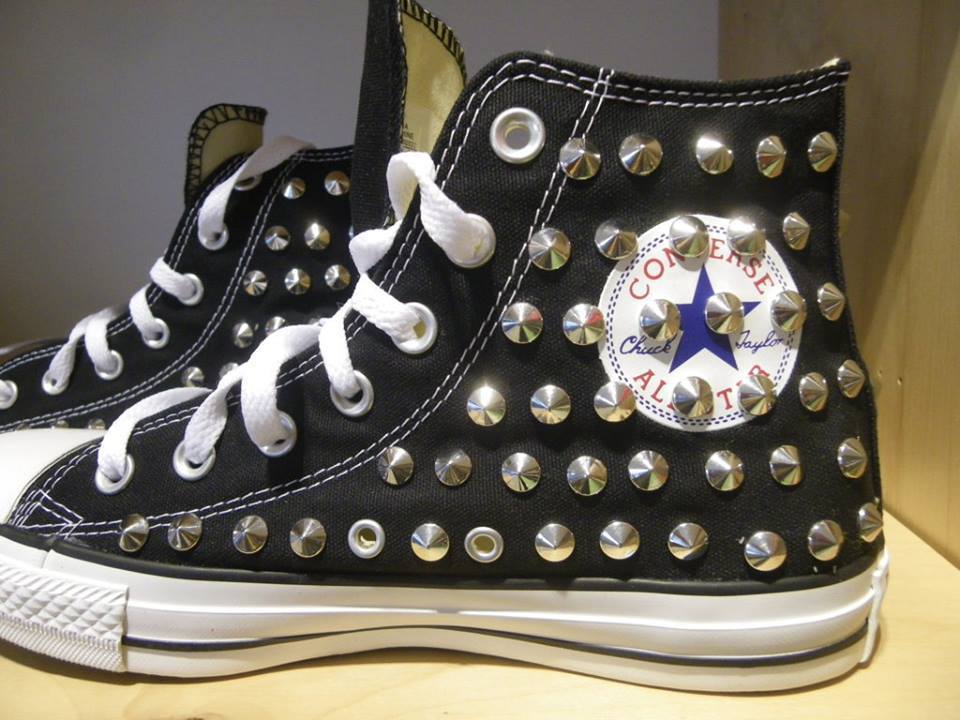 converse modena